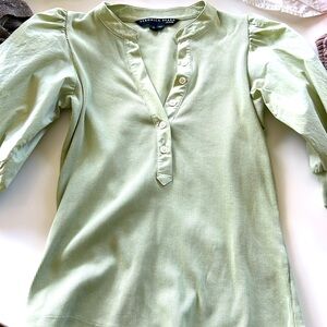 Cute top.  Work once.